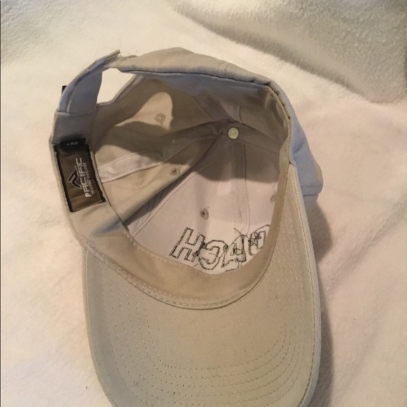 New cap 🧢 so cute! - Picture 4 of 5